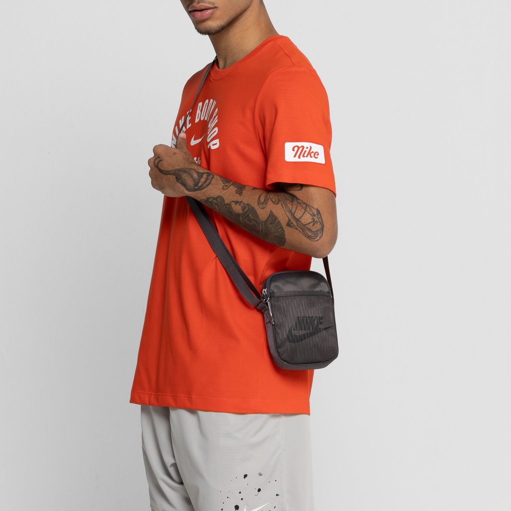 Shoulder Bag Nike Heritage S Smit em Promoção Centauro