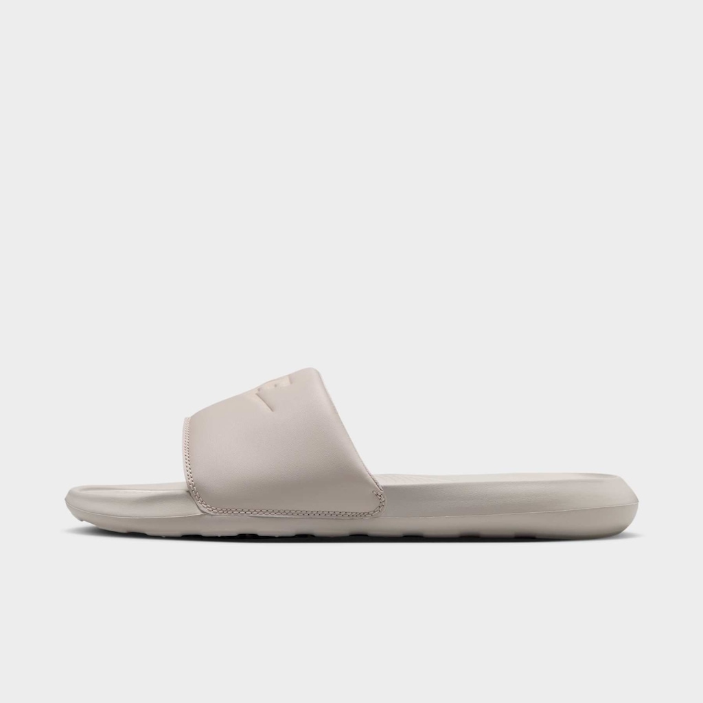 Chinelo Nike Victori - Slide - Masculino - Foto 2