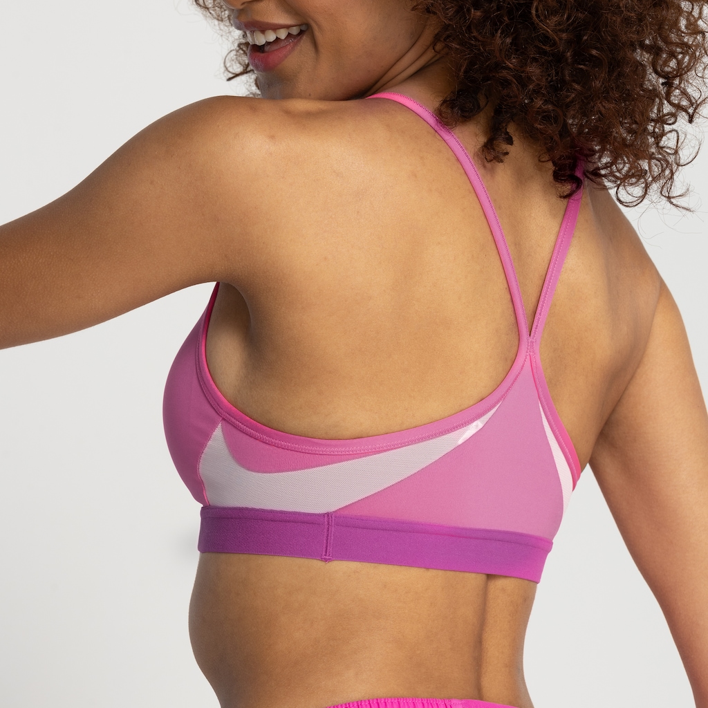 Imagem 4 do produto Top Fitness com Bojo Nike Baixa Sustentação Dri-Fit Indy Bra Vneck Adulto