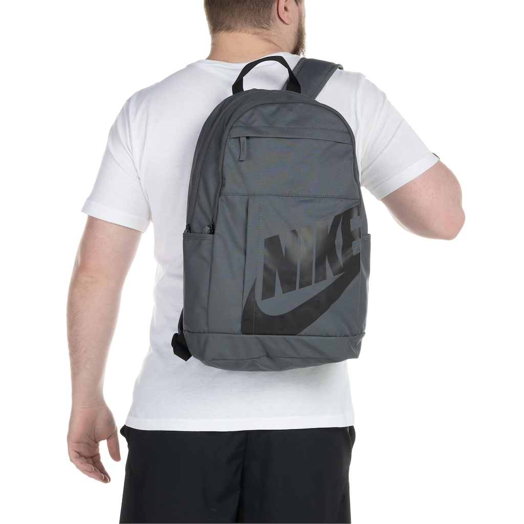 Mochila Nike Elemental Hbr 21L Recortes Respiráveis