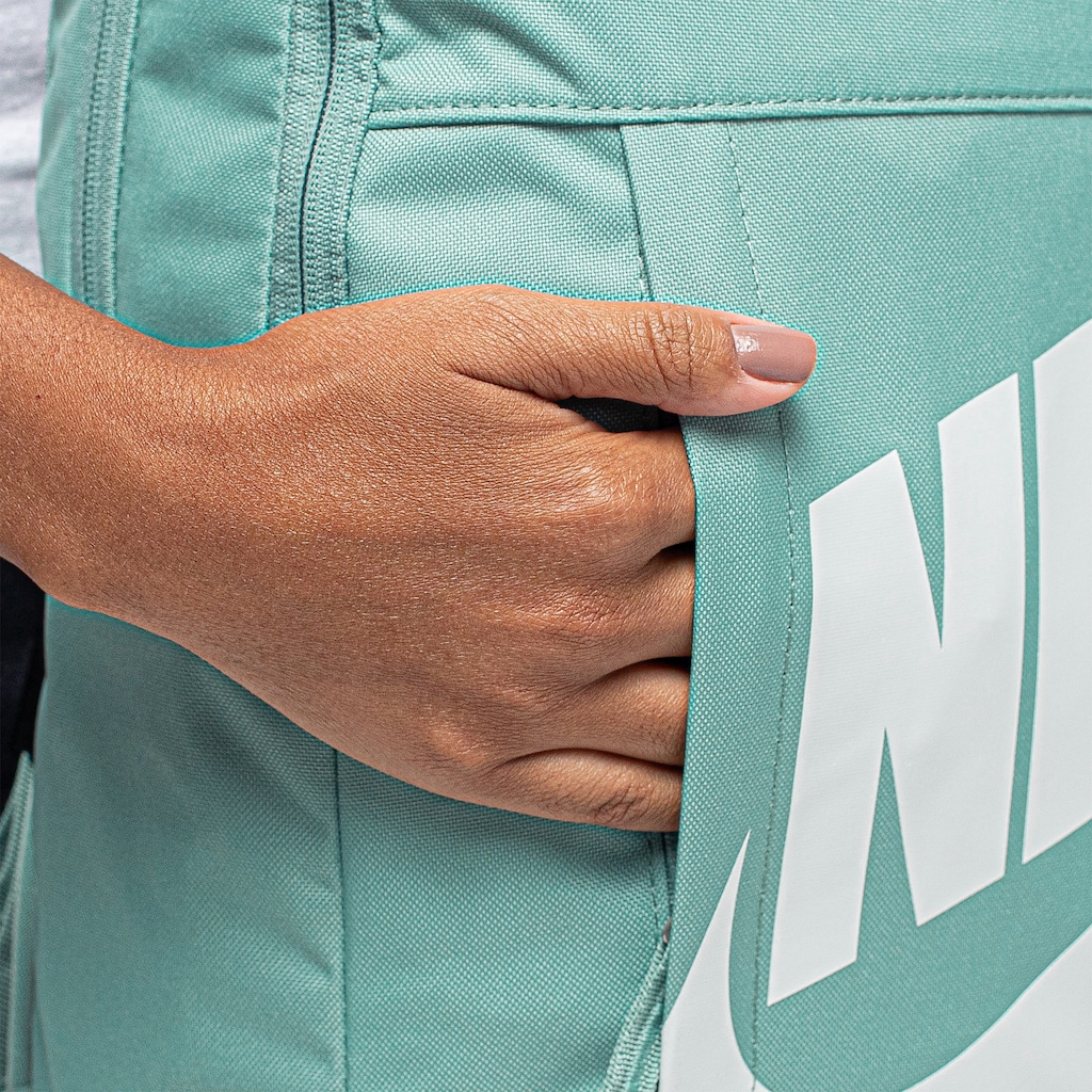 Imagem 5 do produto Mochila Nike Elemental Hbr 21L Recortes Respiráveis
