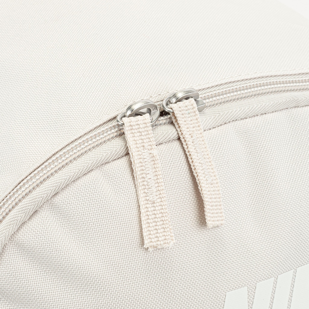 Imagem 4 do produto Mochila Nike Elemental Hbr 21L Recortes Respiráveis
