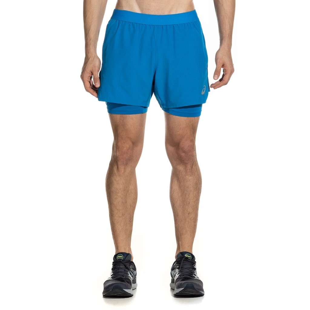 Bermuda Masculina ASICS 5" com Short Interno e Bolsos - Foto 2