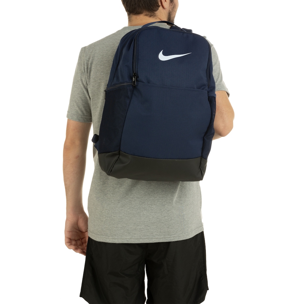 Mochila Nike Brasilia 24L Com Multi Compartimentos