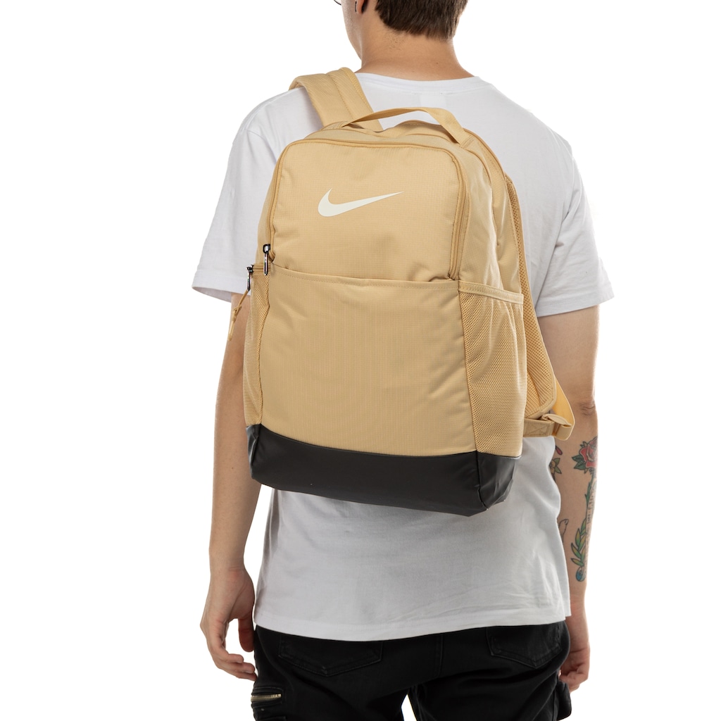 Mochila Nike Brasilia 24L Com Multi Compartimentos