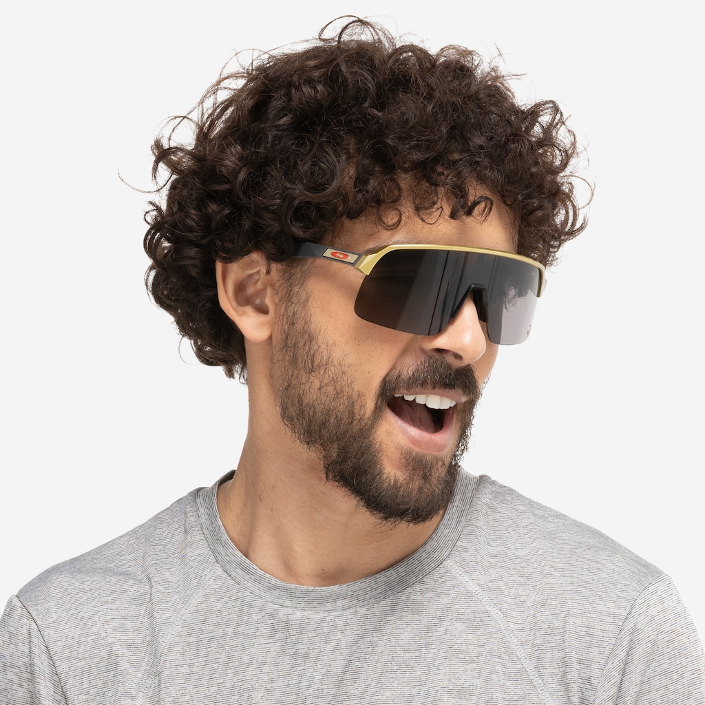 Imagem 3 do produto Óculos de Sol Oakley Sutro Lite Carbon 24K Prizm - Unissex