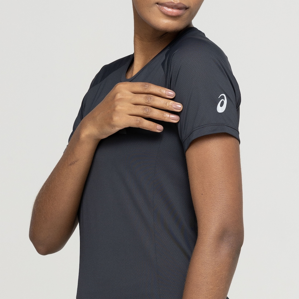 Imagem 4 do produto Camiseta Feminina ASICS Manga Curta Recorte Respirável