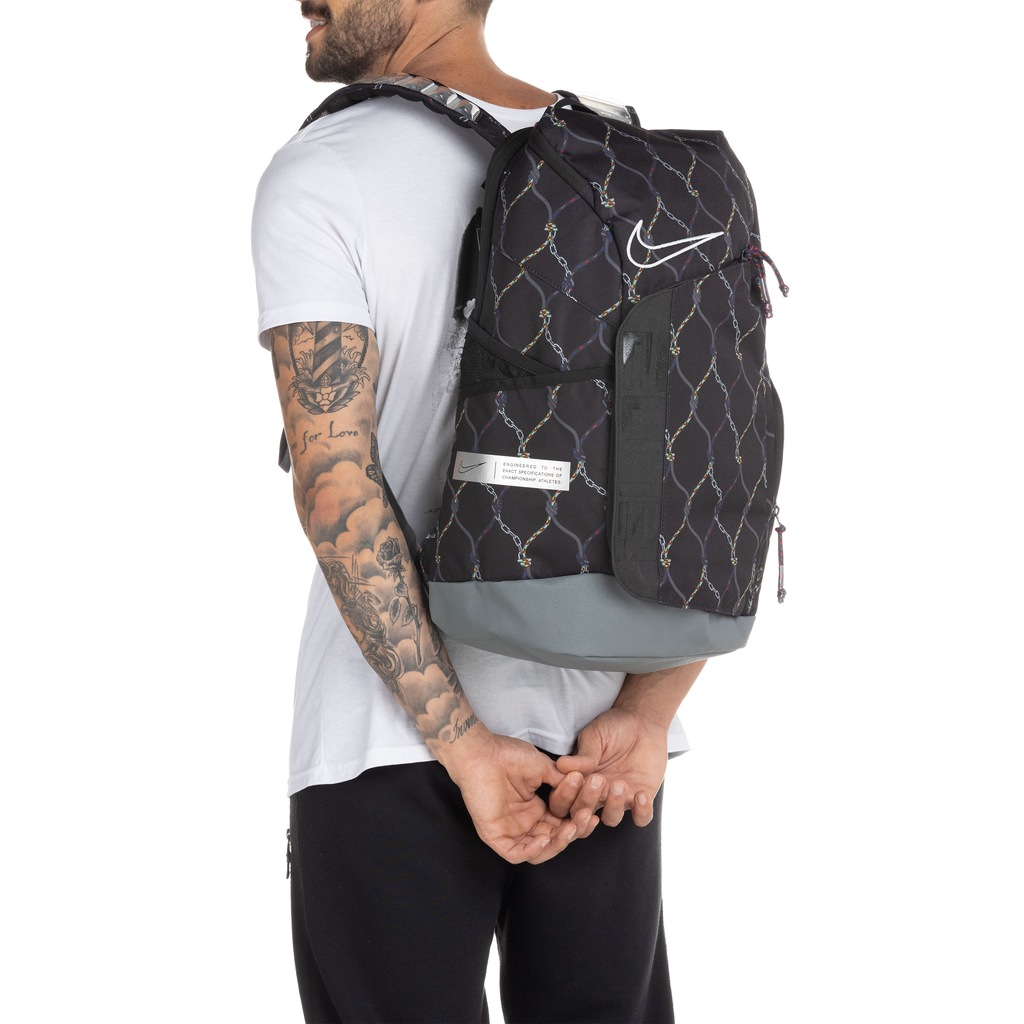 Mochila Nike HPS Elt Pro BKPK FA22 AOP - 32 Litros - Foto 1