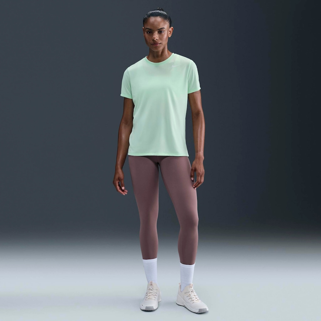 Imagem 5 do produto Camiseta Nike Training Dri-FIT - Feminina
