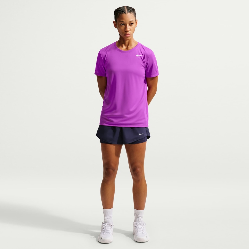 Camiseta Nike Training Dri-FIT - Feminina - Foto 4