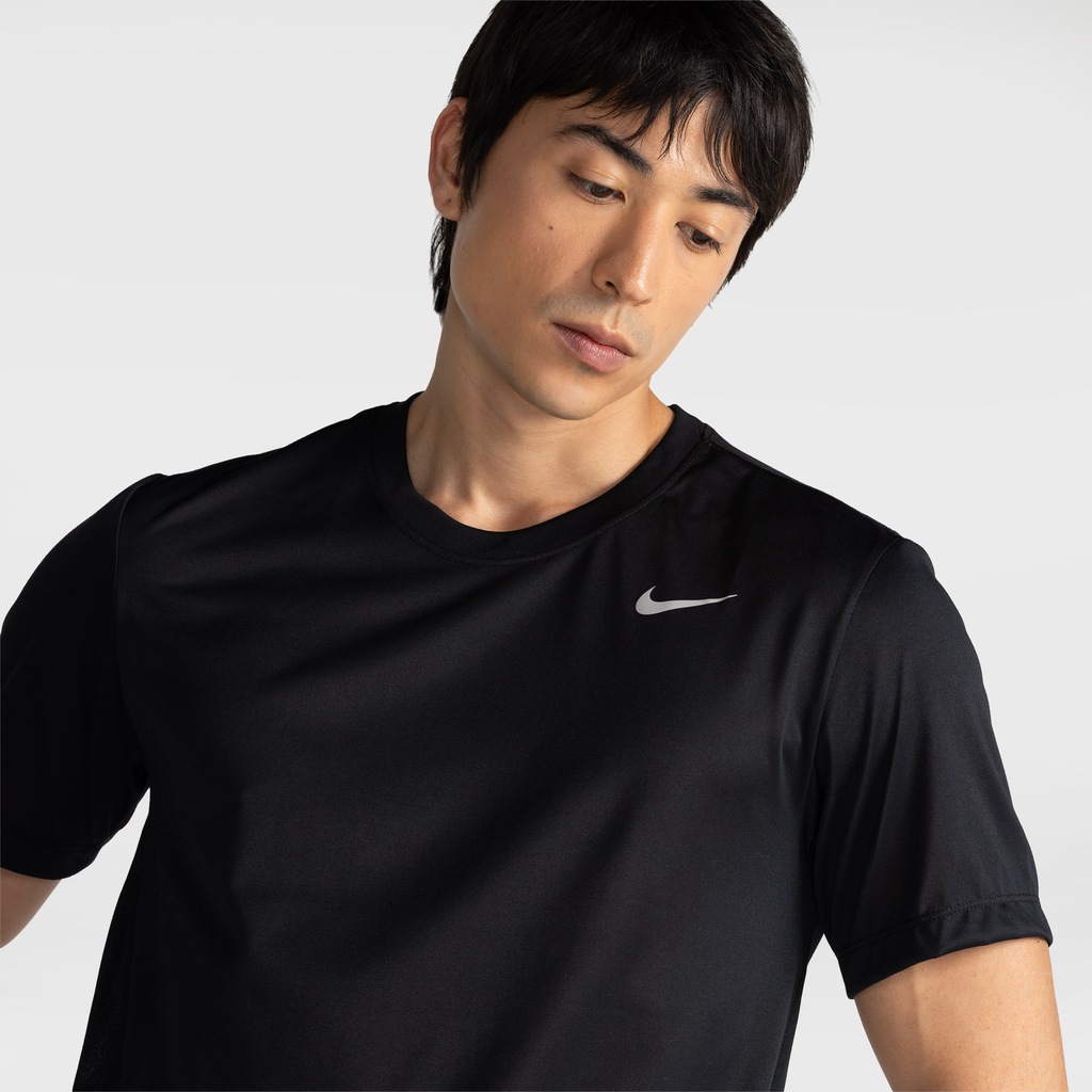 Camiseta Masculina Nike Dri-Fit Legend