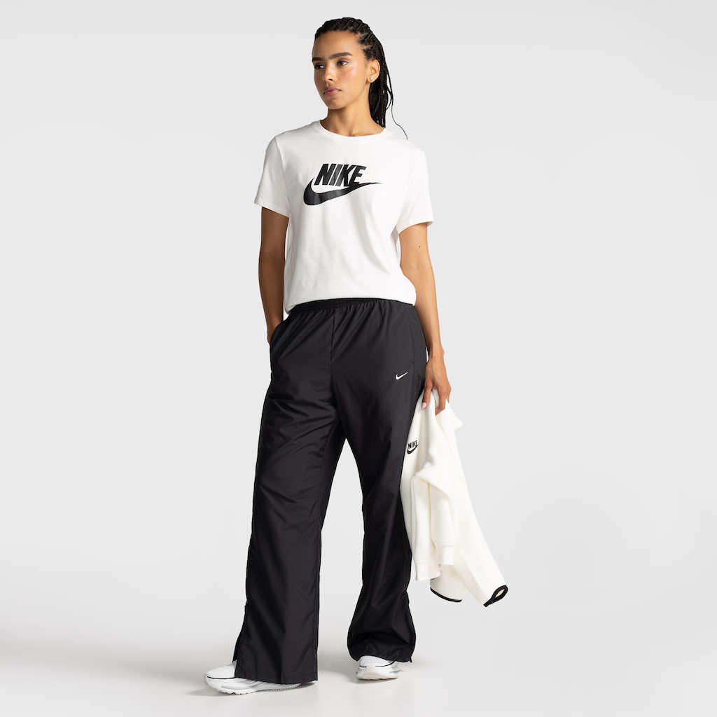 Imagem 3 do produto Camiseta Feminina Nike Manga Curta Sportswear Essential Icon
