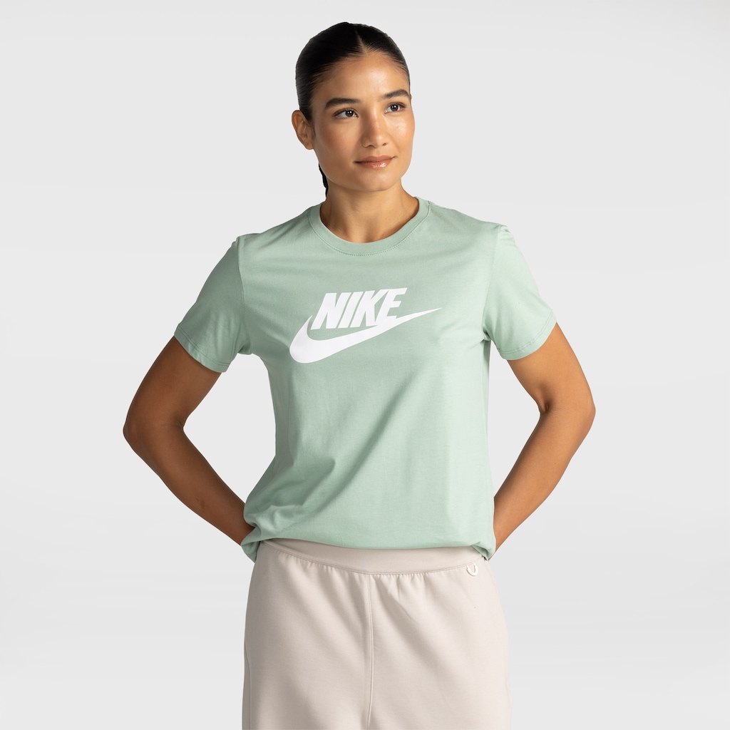 Imagem 1 do produto Camiseta Feminina Nike Manga Curta Sportswear Essential Icon