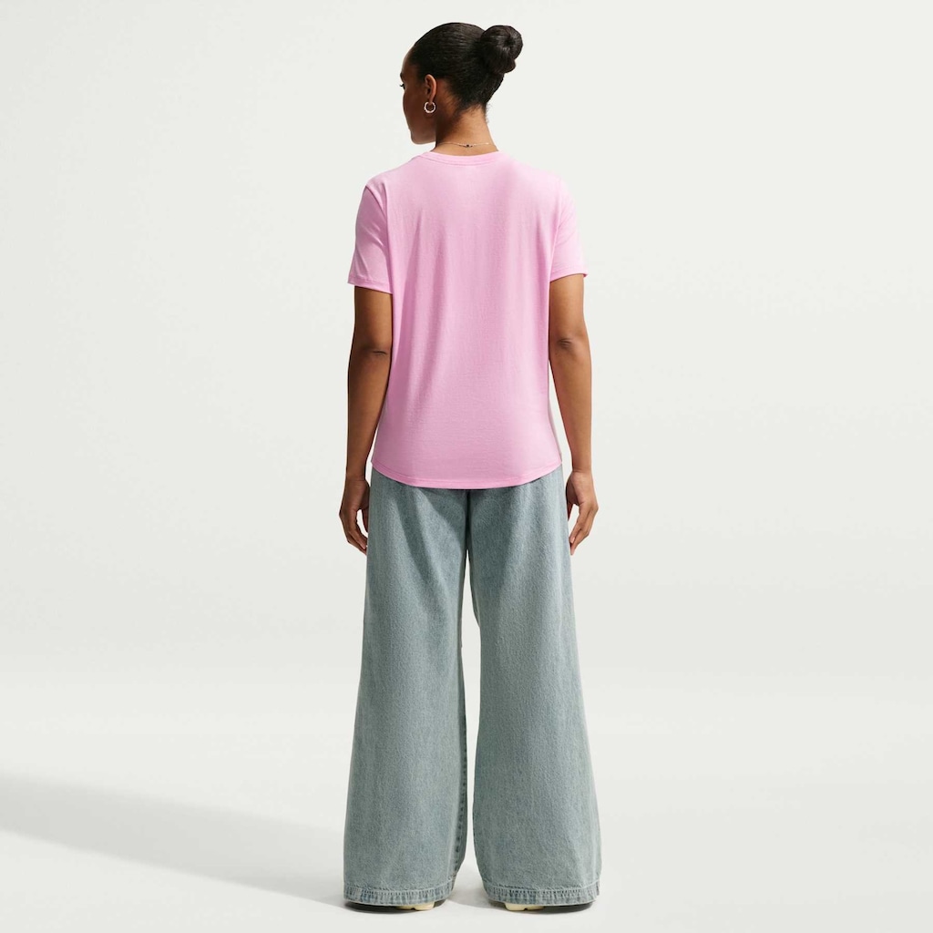 Imagem 5 do produto Camiseta Feminina Nike Manga Curta Sportswear Club