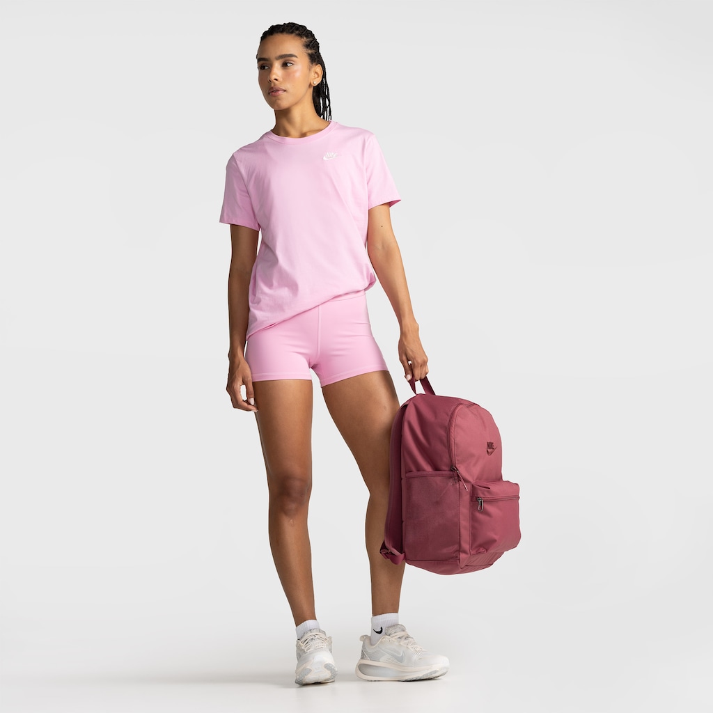 Imagem 3 do produto Camiseta Feminina Nike Manga Curta Sportswear Club