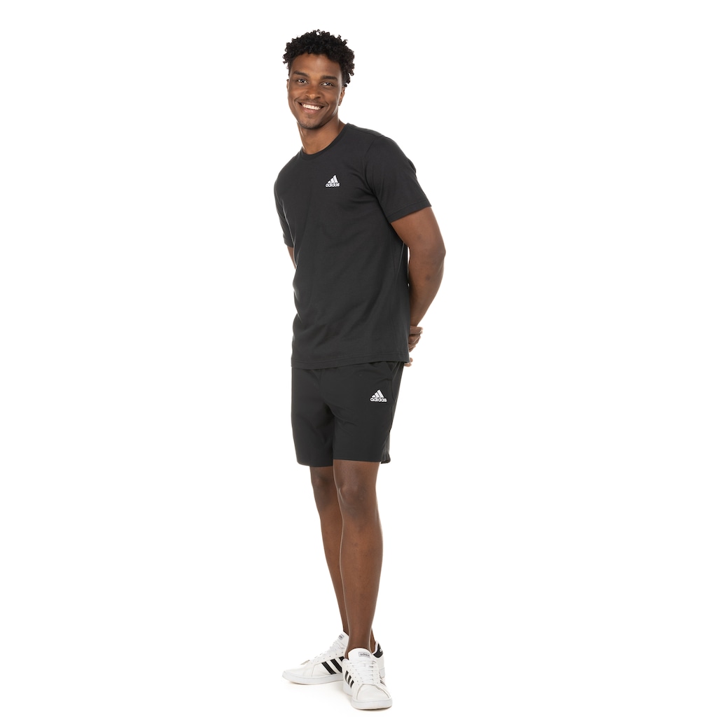 Imagem 4 do produto Bermuda Masculina adidas Chelsea Logo Pequeno
