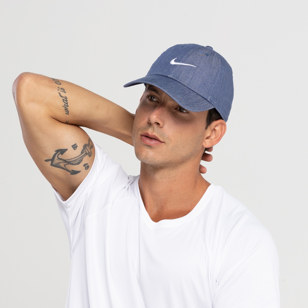 Imagem 4 do produto Boné Aba Curva Nike Strapback H86 Swoosh Denim - Adulto