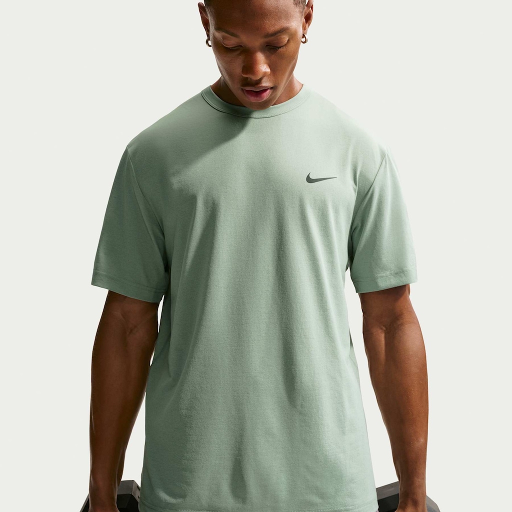 Camiseta Masculina Nike Manga Curta Dri-Fit UV Hyverse