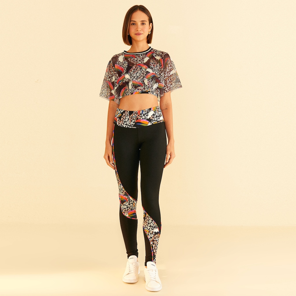 Imagem 3 do produto Blusa Cropped Feminina Farm Tela Tucano Onça