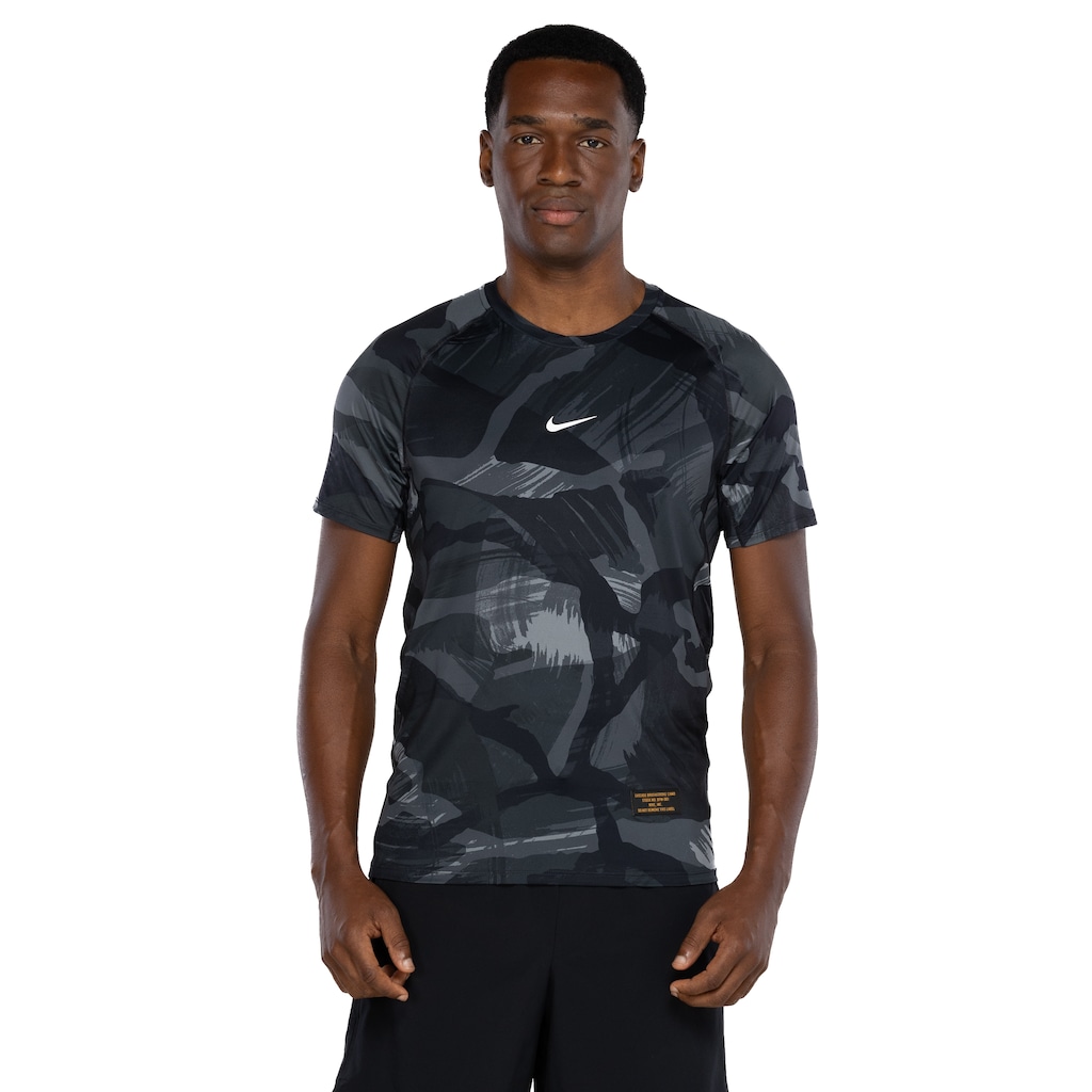 Camiseta Masculina Nike Dri-Fit Slim Top SS Camo Aop - Foto 2