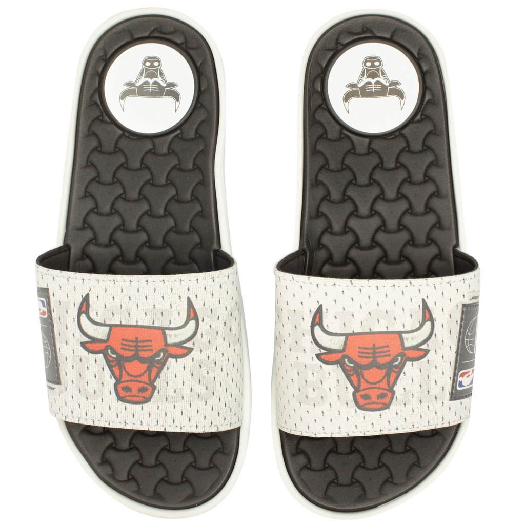 Chinelo Chicago Bulls Rider NBA Slide + Meia Cano Alto - Adulto - Foto 2