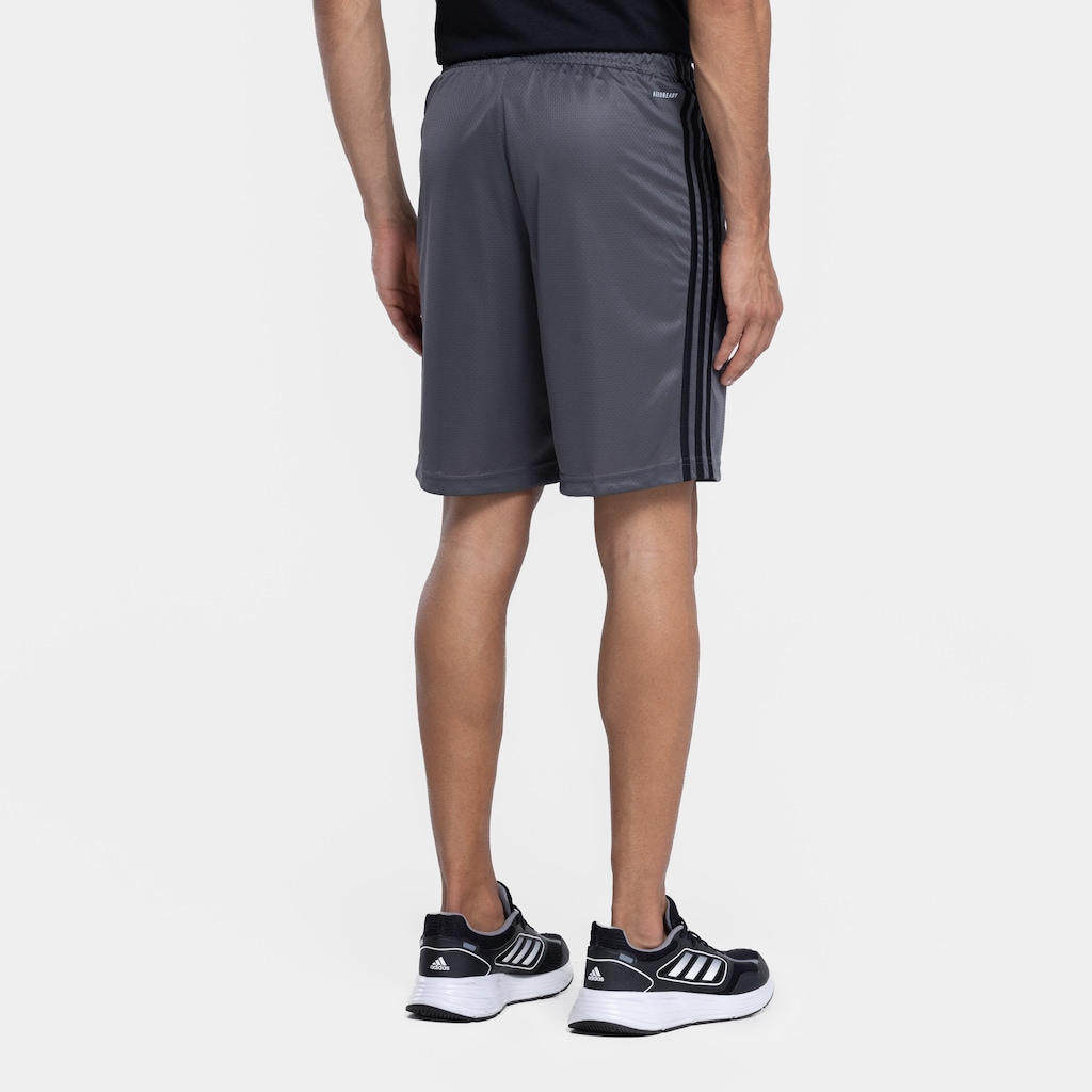 Imagem 2 do produto Bermuda Masculina adidas Basica 3 Listras