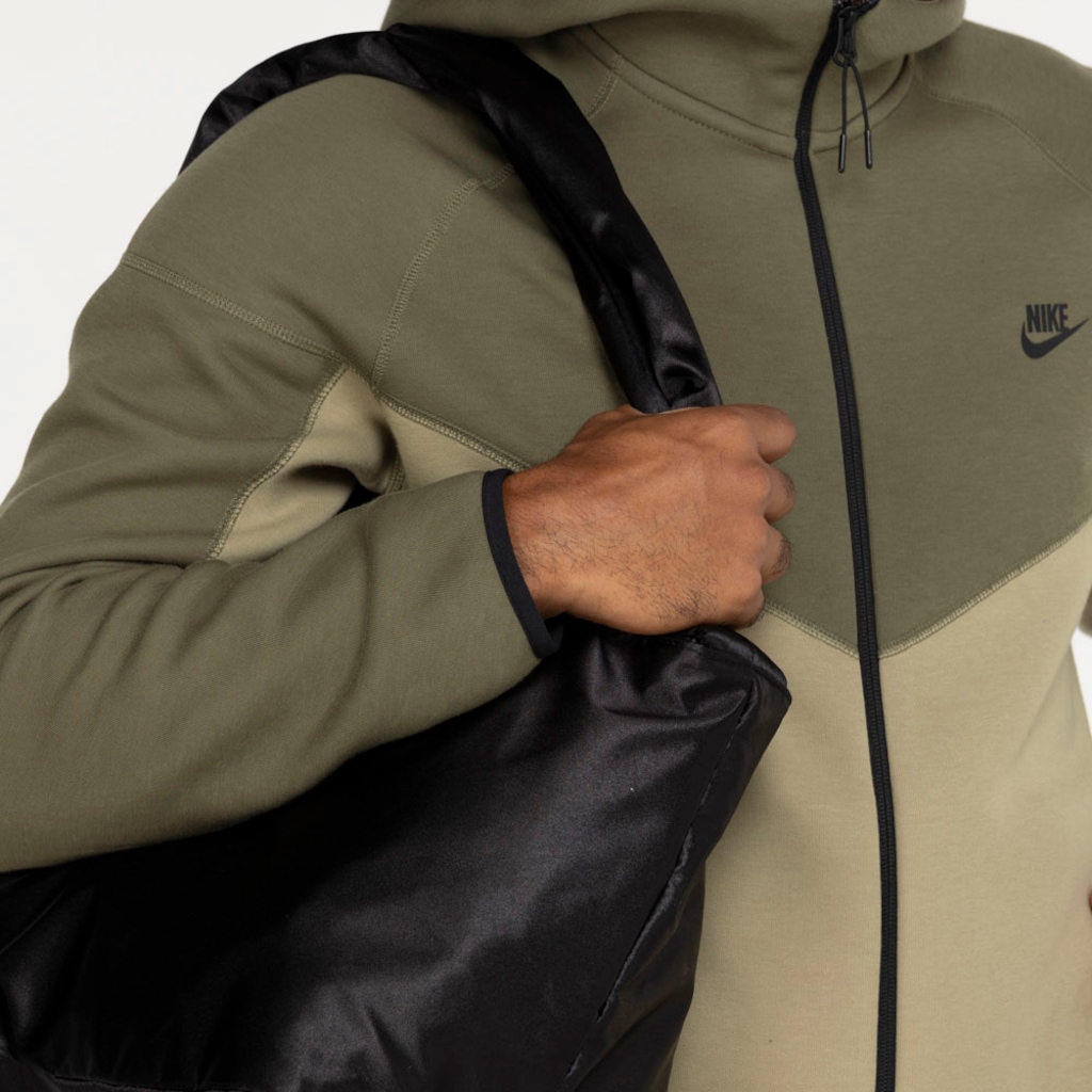 Imagem 3 do produto Bolsa Fila de Ombro 31 Litros