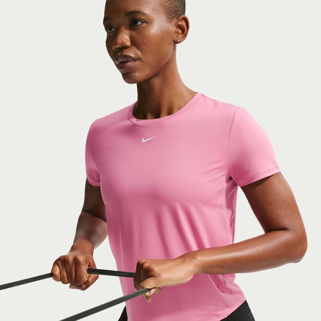 Imagem 4 do produto Camiseta Feminina Nike Manga Curta Dri-fit One Classic