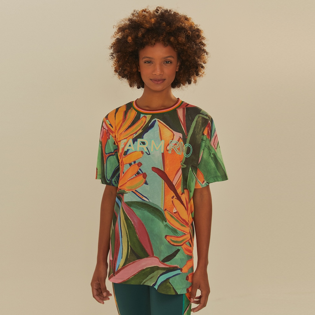 Camiseta Feminina Farm Manga Curta Tela Folhagem de Banana - Foto 1