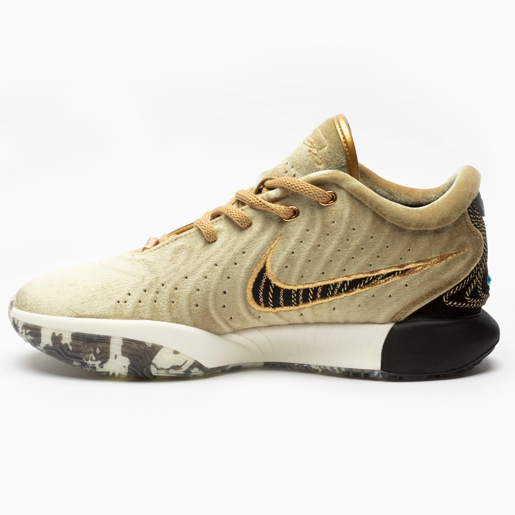 Tênis Nike Lebron XXI - Masculino em Promoção | Centauro