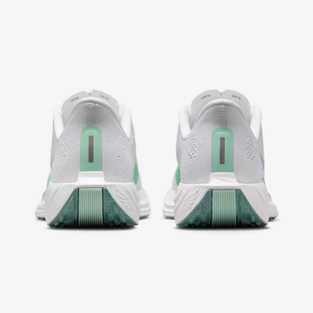 Imagem 5 do produto Tênis Nike Pegasus Plus - Feminino