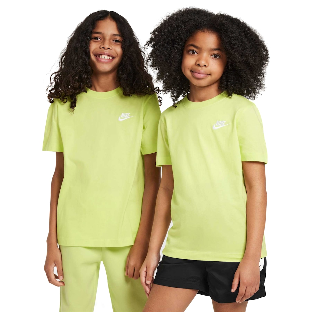 Camiseta Juvenil Nike Manga Curta Sportswear Embroidered Future