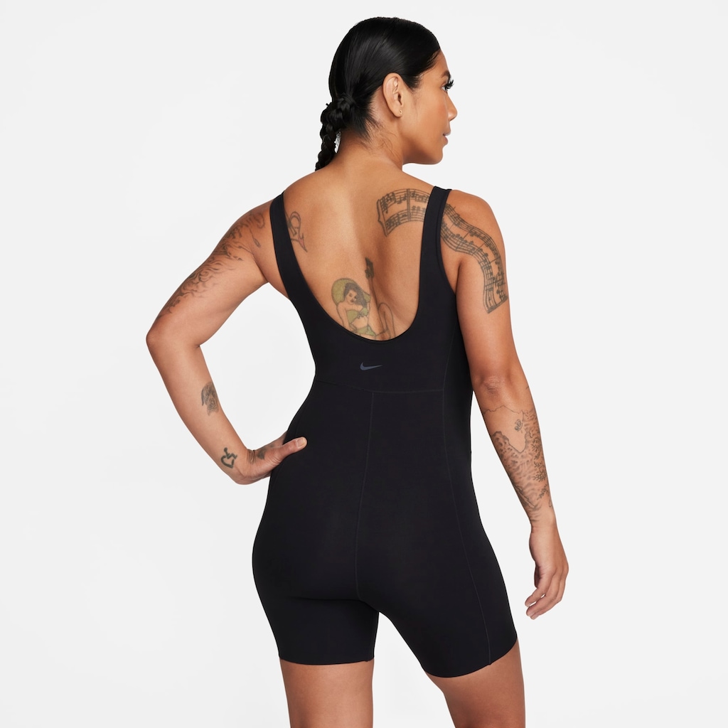 Imagem 2 do produto Macacão Nike Dri-FIT Zenvy Feminino
