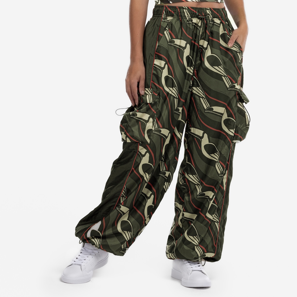 Calça Feminina Farm Nylon Forrada Tucano Gráfico