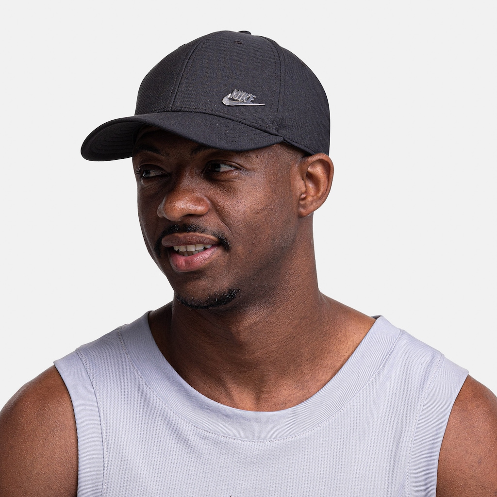 Imagem 3 do produto Boné Aba Curva Nike Strapback Dri-Fit Club Cap MTFUT Adulto