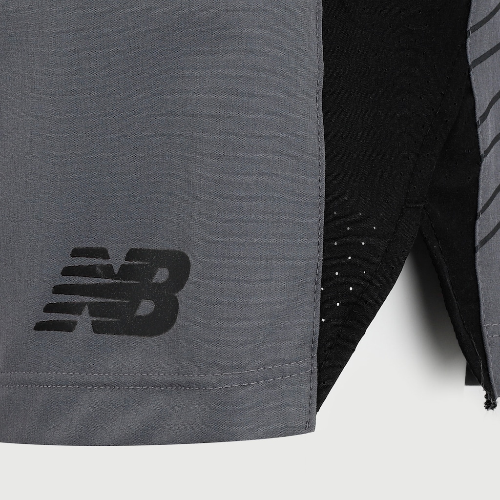 Imagem 3 do produto Bermuda New Balance Tenacity Logo 7 Masculina
