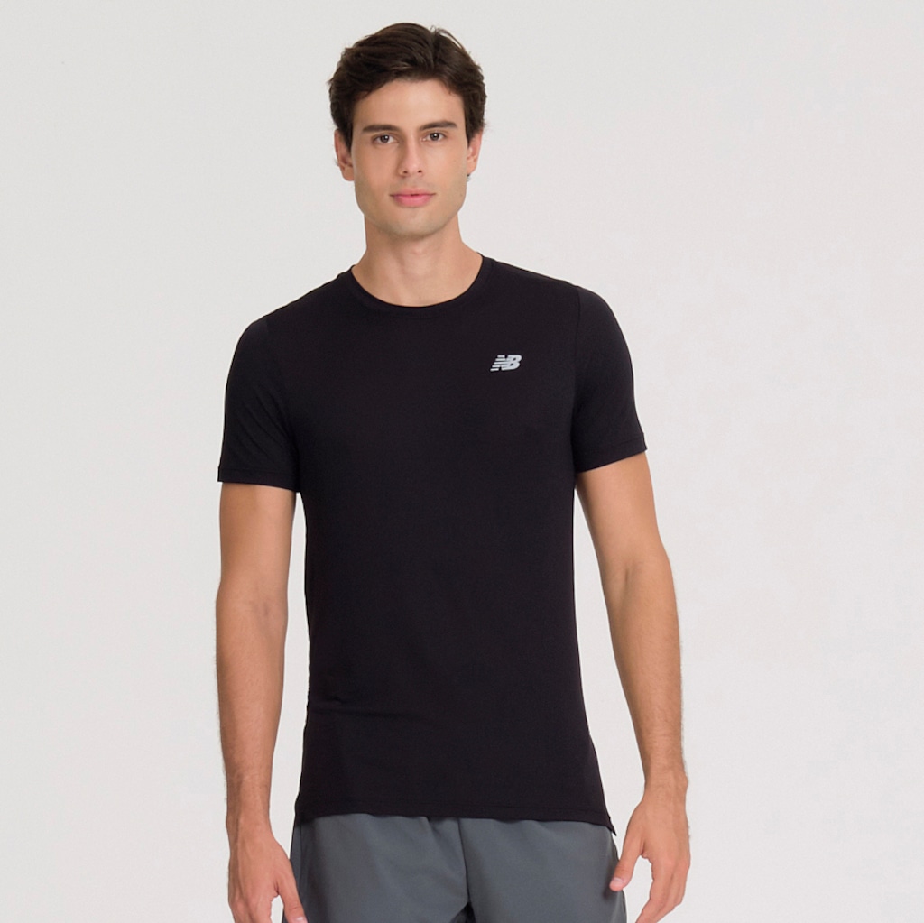 Camiseta Masculina New Balance Manga Curta Sport Essentials