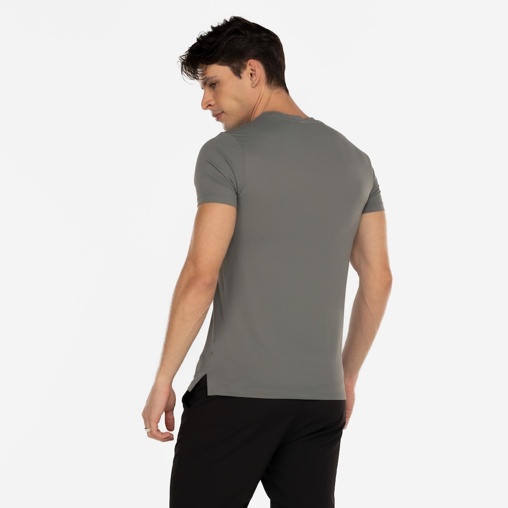 Imagem 2 do produto Camiseta Masculina New Balance Manga Curta Sport Essentials