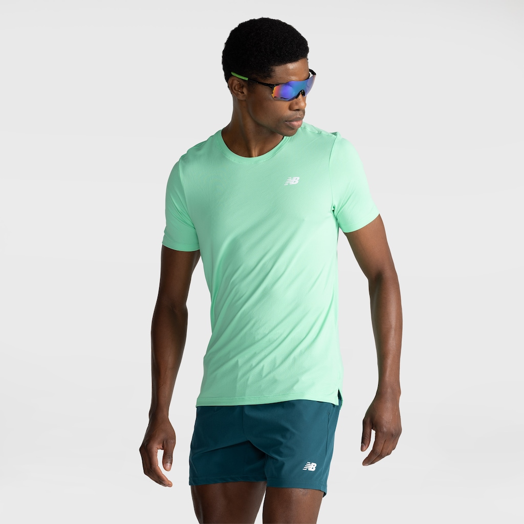 Camiseta Masculina New Balance Manga Curta Sport Essentials