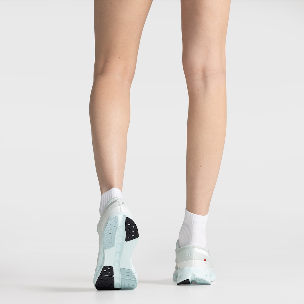 Imagem 4 do produto Tênis Feminino On Running Cloudsurfer 2