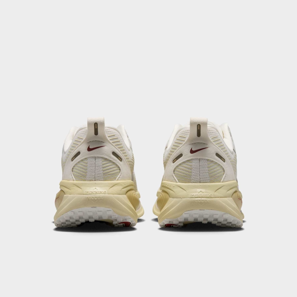 Imagem 5 do produto Tênis Nike Vomero 18 Feminino