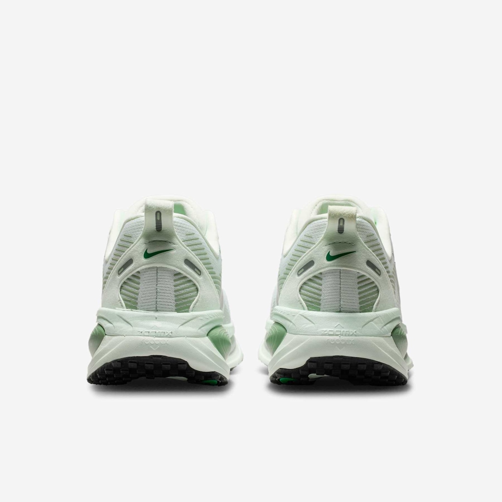 Imagem 5 do produto Tênis Nike Vomero 18 Feminino