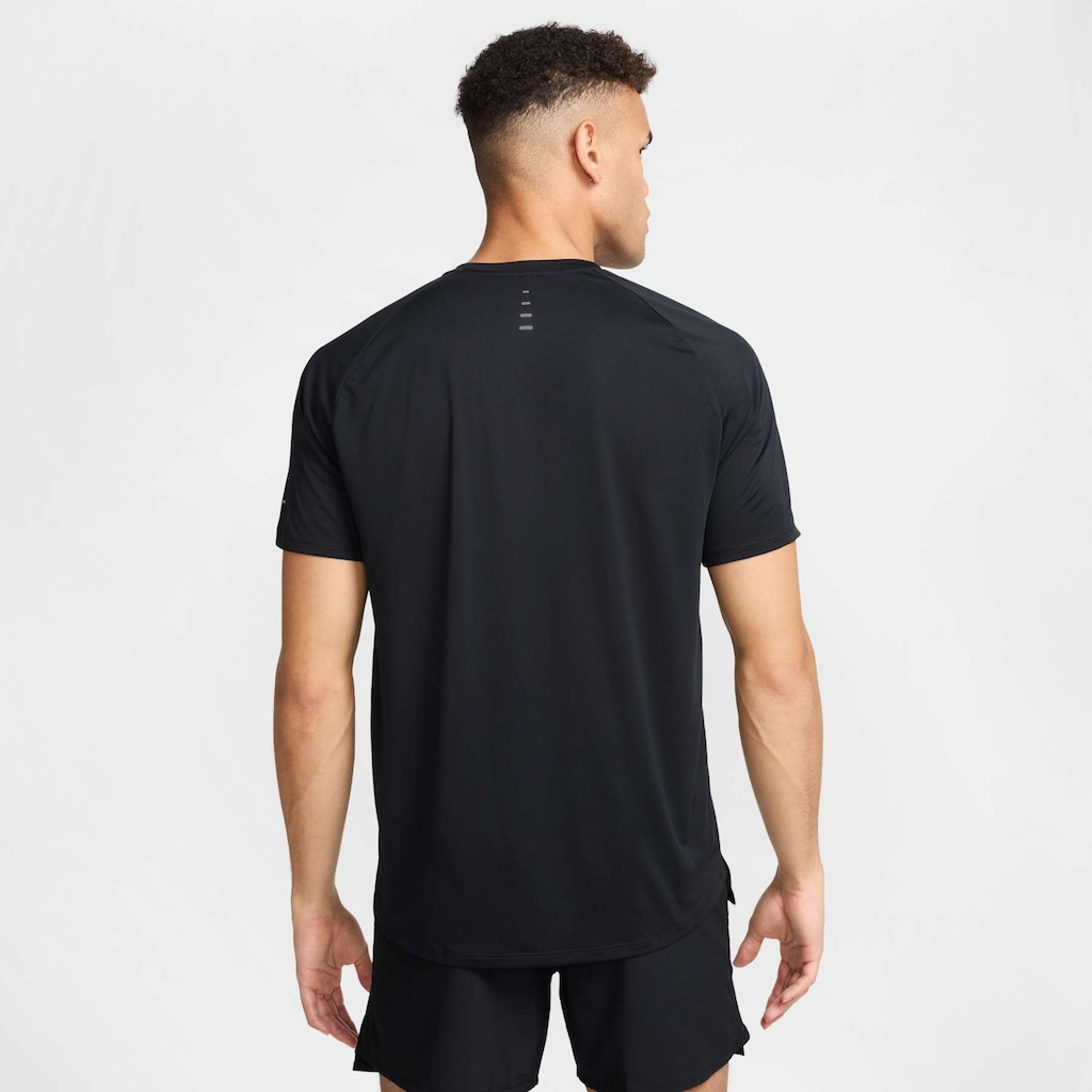 Imagem 2 do produto Camiseta Masculina Nike Manga Curta Dri-fit ADV Stride