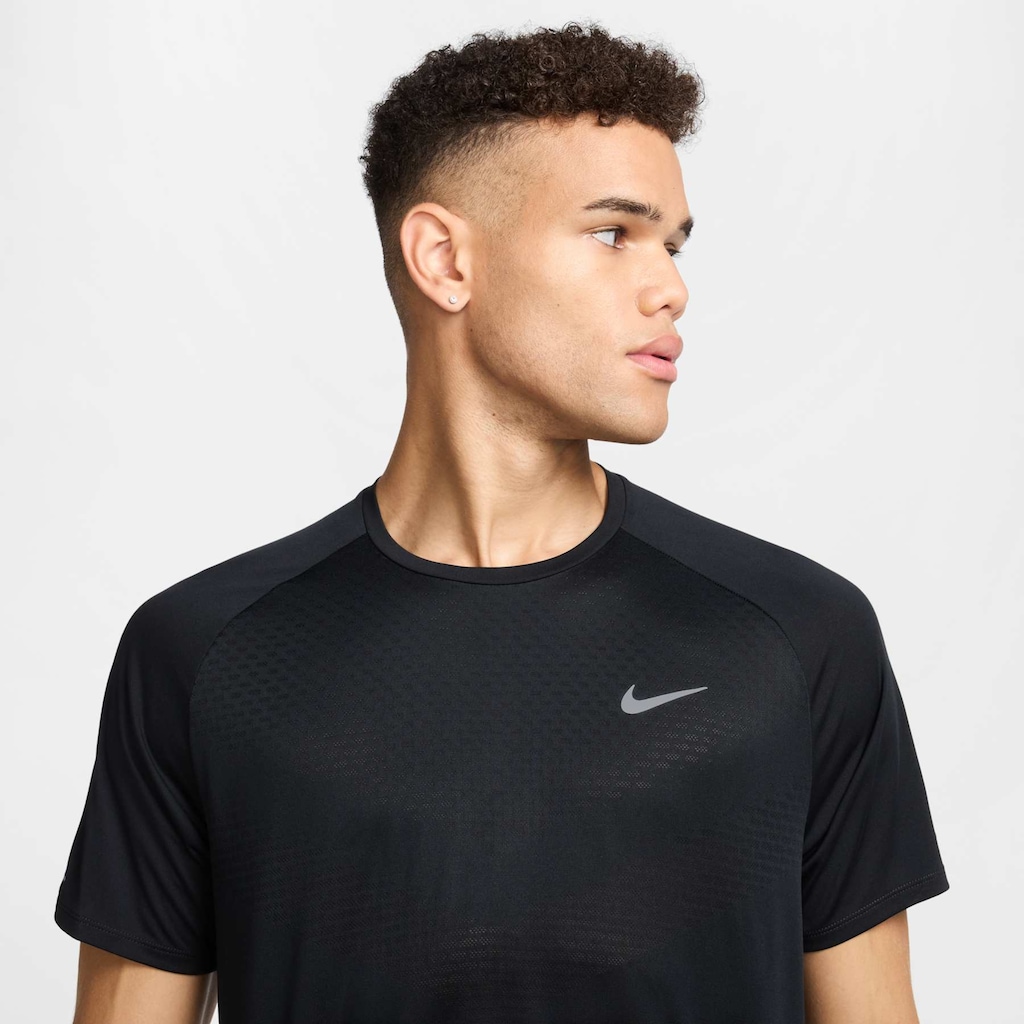 Imagem 3 do produto Camiseta Masculina Nike Manga Curta Dri-fit ADV Stride