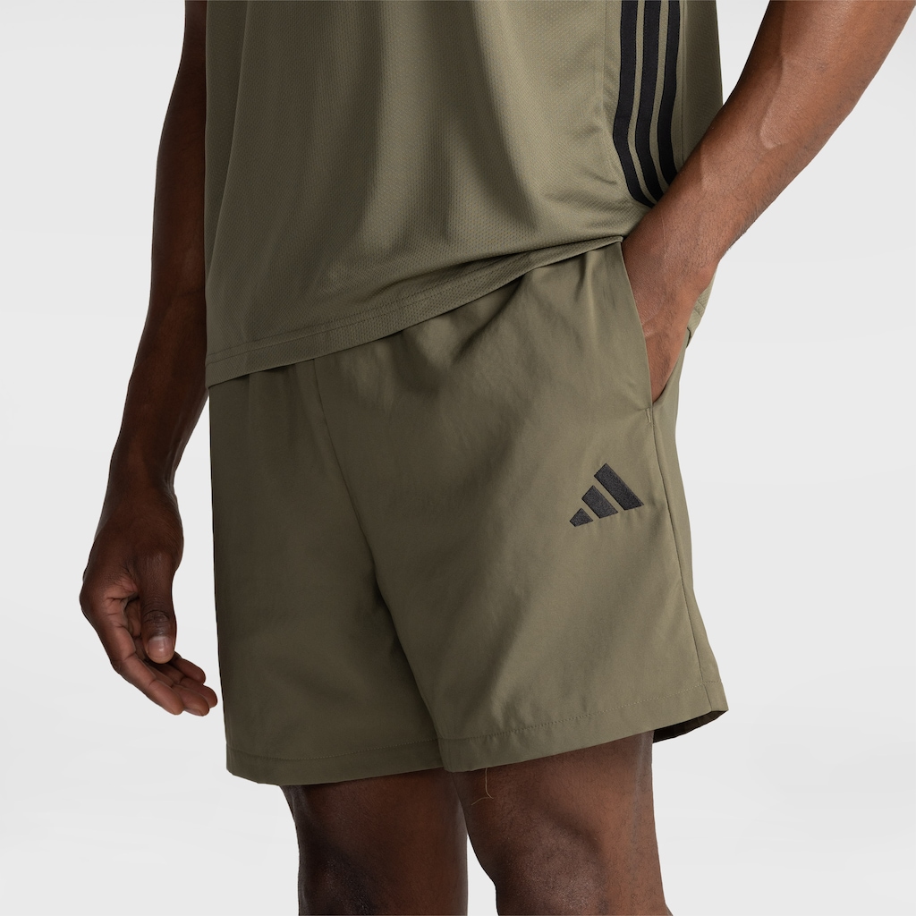 Bermuda Masculina adidas Chelsea Small Logo
