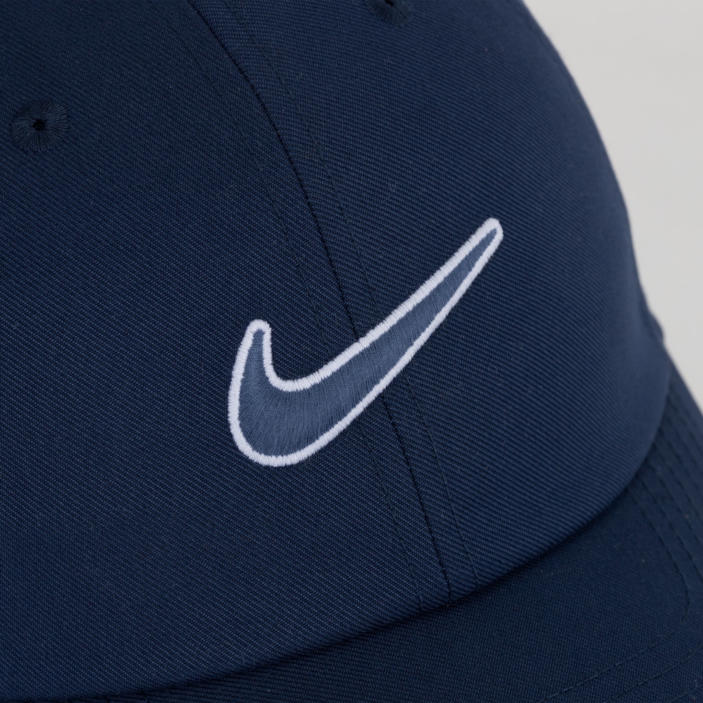 Imagem 4 do produto Boné Aba Curva Nike Club Swoosh Strapback Adulto