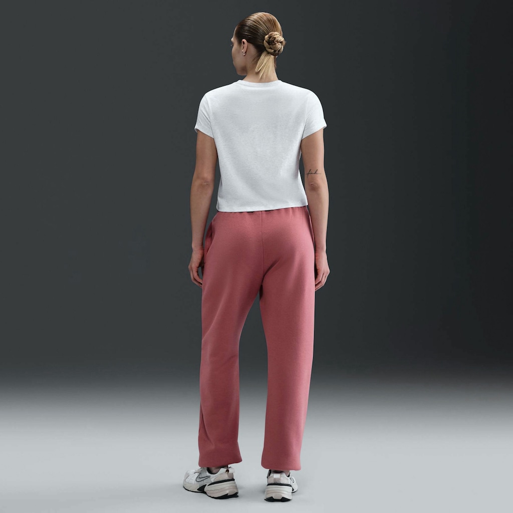 Imagem 2 do produto Camiseta Nike Sportswear Club Feminina