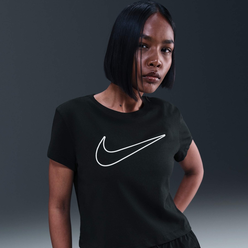 Imagem 4 do produto Camiseta Nike Sportswear Club Feminina