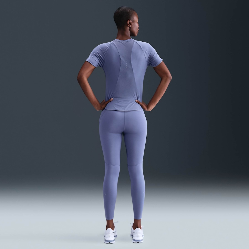 Imagem 4 do produto Camiseta Nike Swift Feminina