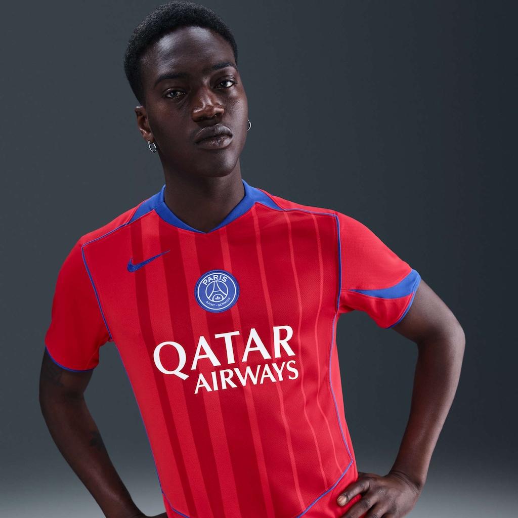 Imagem 2 do produto Camisa do Paris Saint-Germain III 25/26 Torcedor Total 90 Nike Masculina